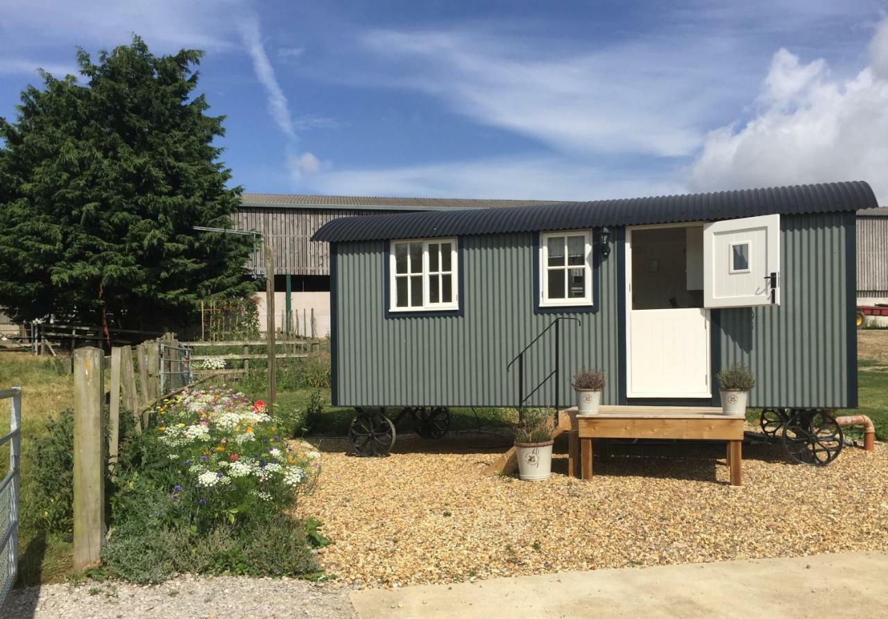 Weatherhead Farm Shepherds Hut Villa Buckingham Exterior photo